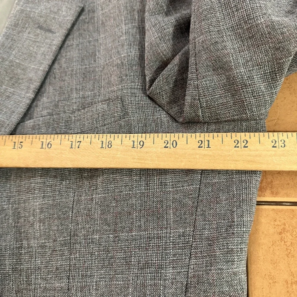 VTG Hardwick Sport‎ Coat Blazer Sz 42R Gray Red Plaid Wool Blend Jacket USA Made
